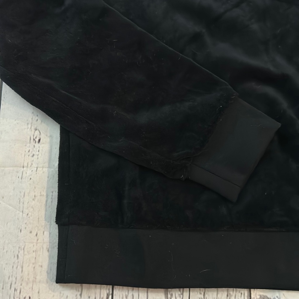 NWT Banana Republic Velour Sweatshirt top - Picture 6 of 7